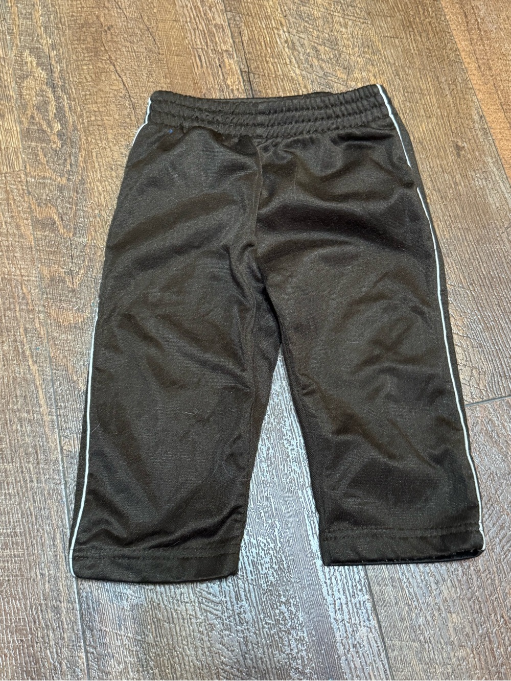 🌼4/$25🌼Baby Boy 9 Month Onesie and Pant Bundle - Picture 5 of 6